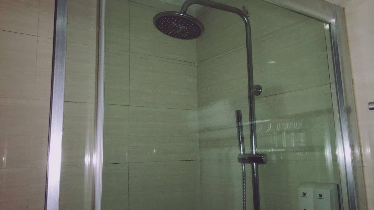 Guangzhou Lucky Hotel Dış mekan fotoğraf